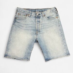 Levi’s Men’s 501 Original Stretch Light Wash Hemmed Jean Shorts 32” x 9”
